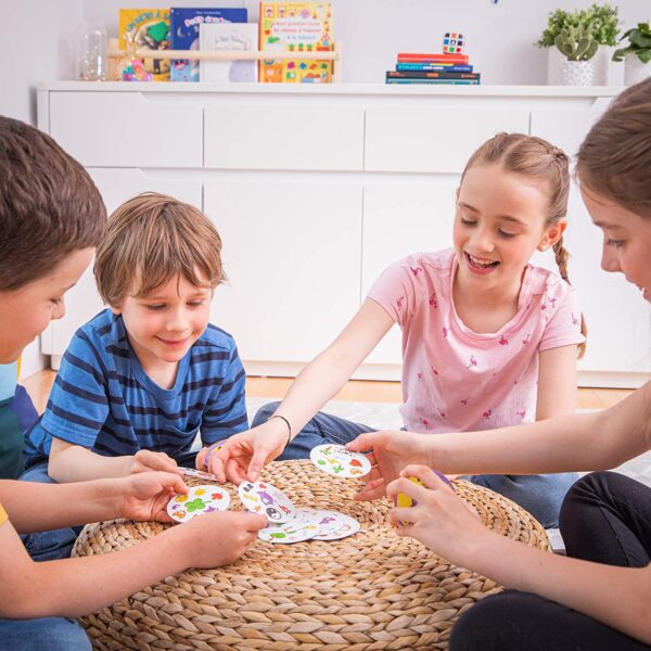Fashion spot it game Card Games - Image 5
